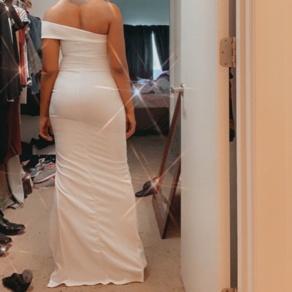 White Cross Strap Maxi Dress - Picture 3 of 5